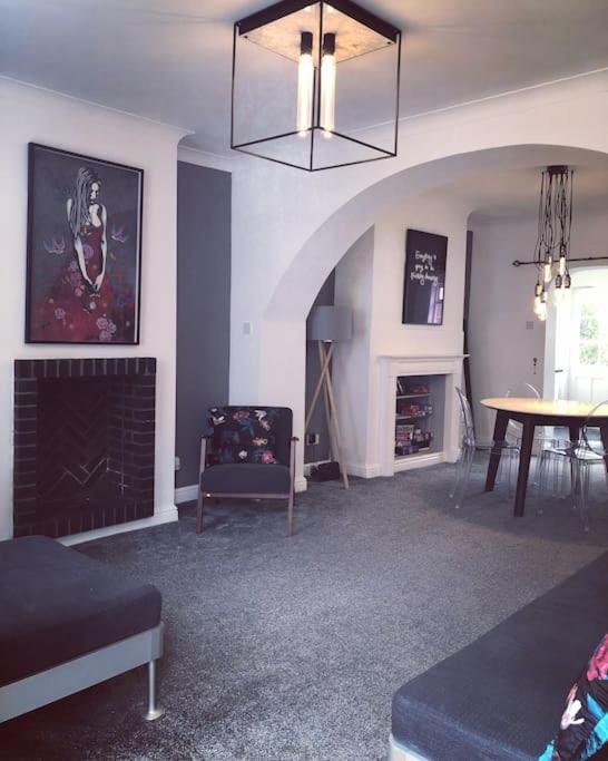 Chester/Hoole Contemporary Home. Sleeps 6 +Netflix Esterno foto